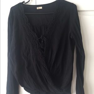 Women’s Black Top
